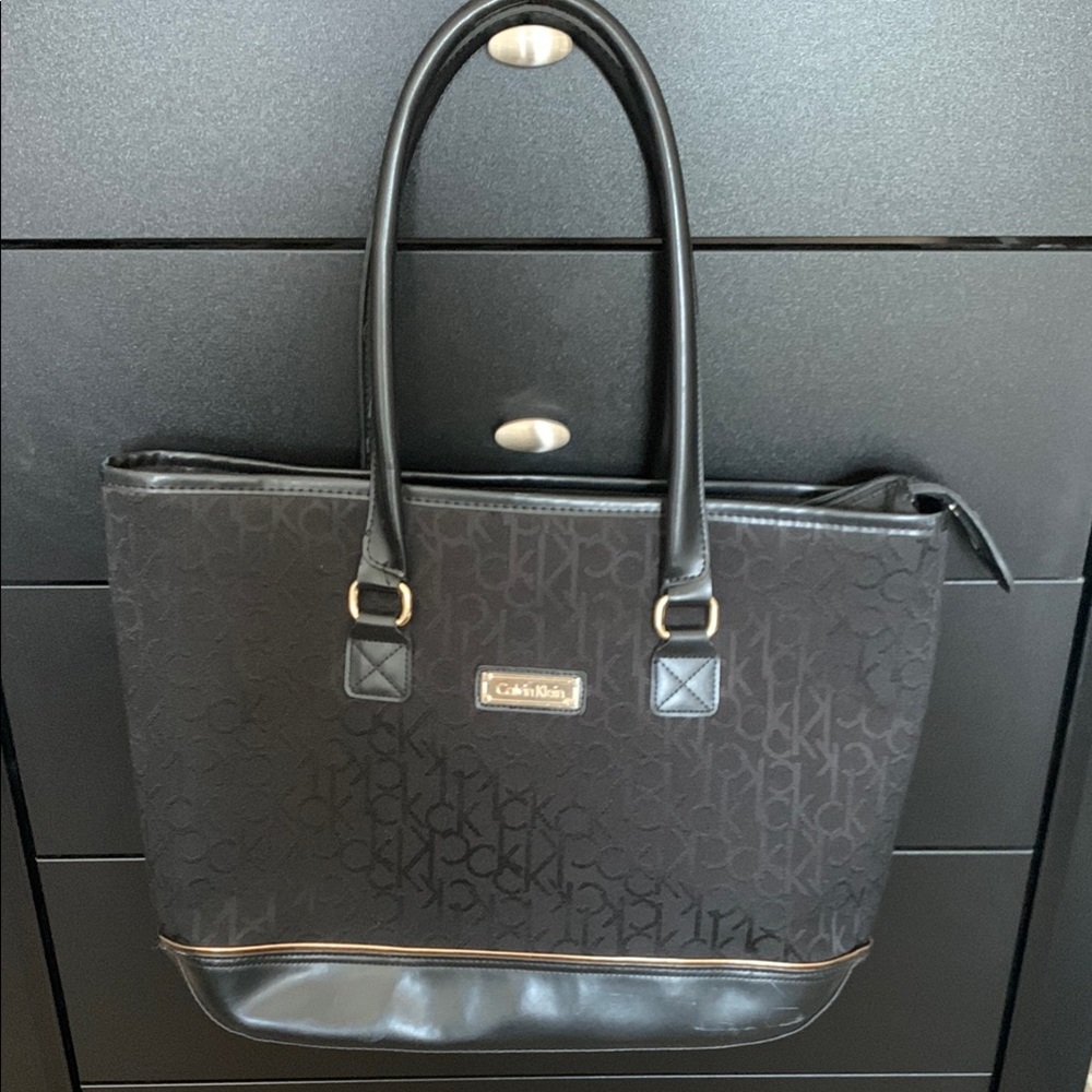 Calvin Klein Signature Black Tote